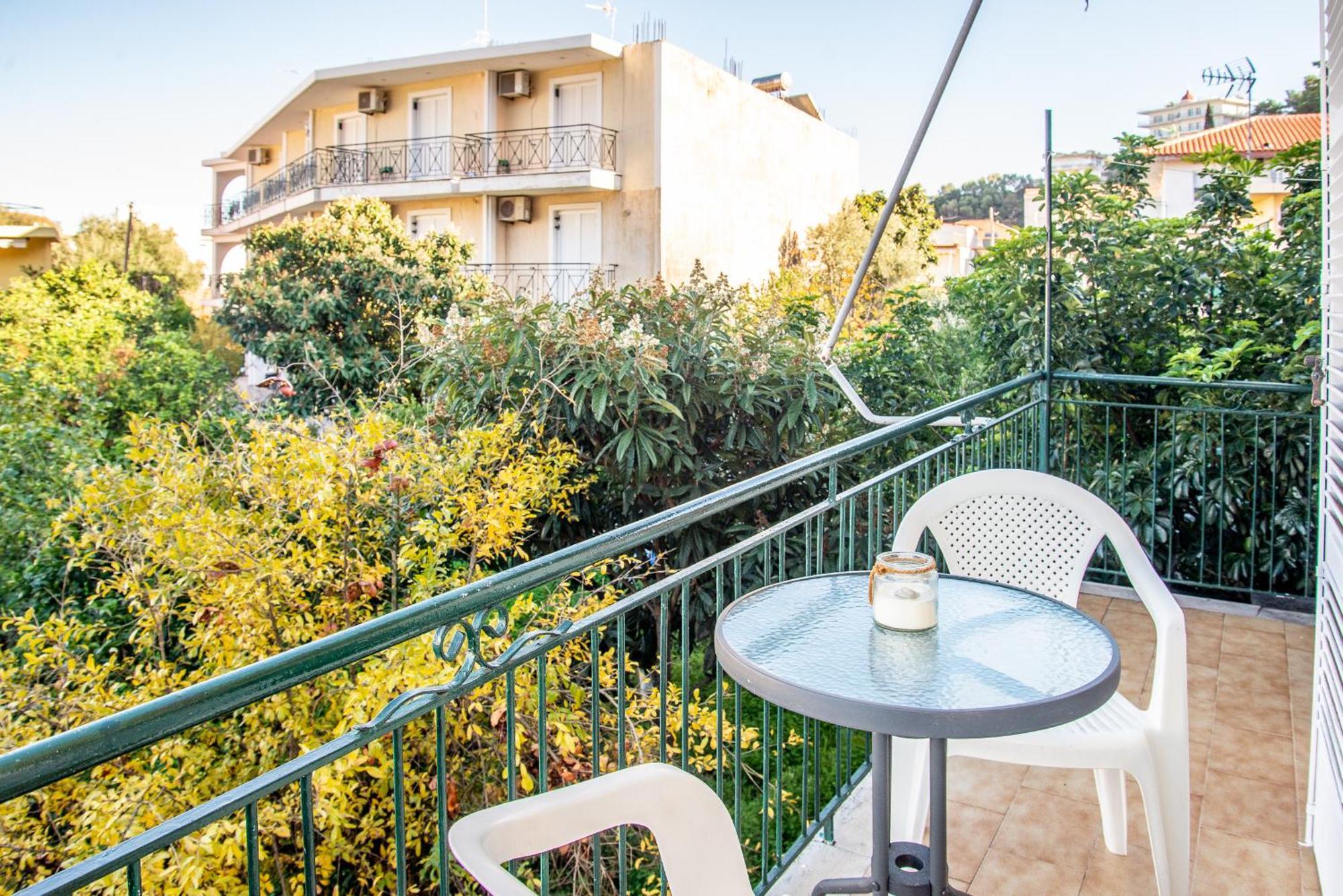 The Grapevine Rooms Poros  Exteriör bild